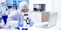 Technicienne de laboratoire